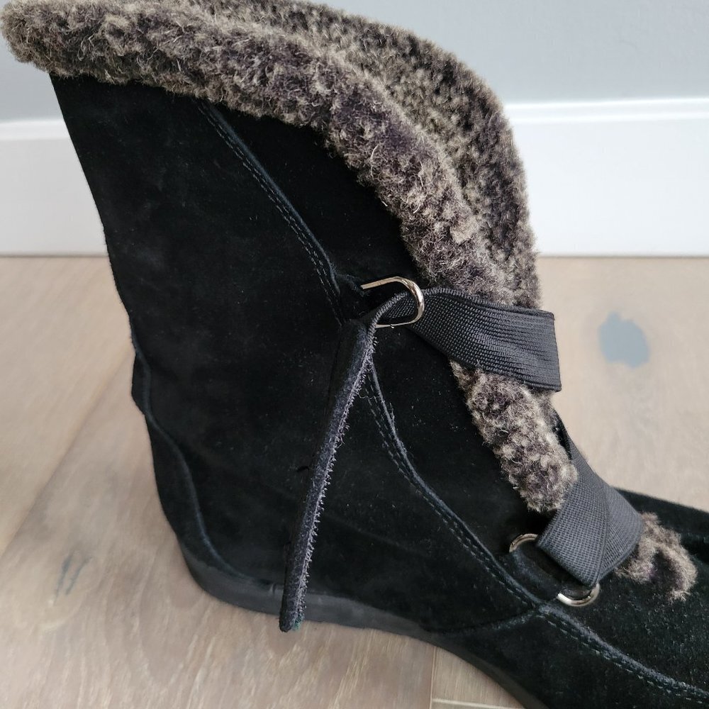Stuart Weitzman Black Suede Boots Size 8 - Picture 8 of 11
